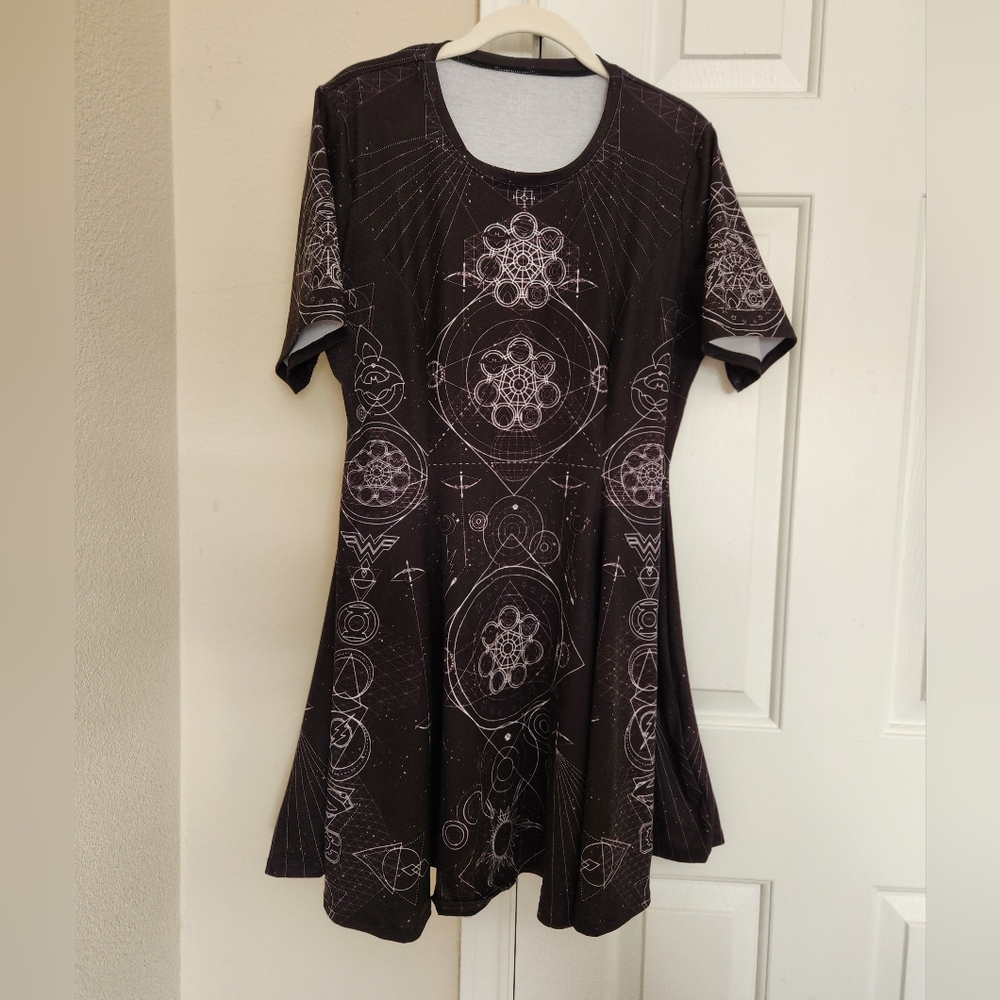 DC’ometry Evil Tee Dress Blackmilk Size Large